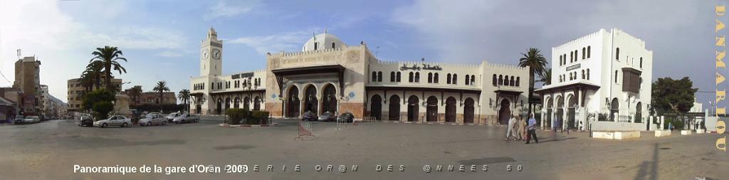 ORAN 2009 pano LA GARE.jpg
